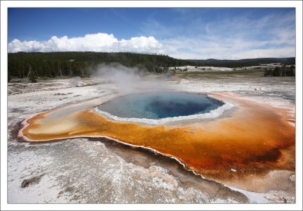Горячий источник Crested Pool.