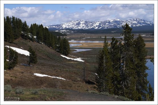 Изгибы реки Йеллоустоун в долине Hayden.