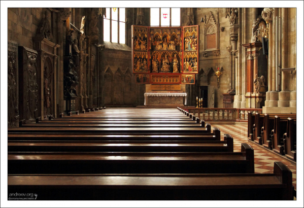 Винер-Нойштадский алтарь (Wiener Neustadter Altar) в соборе Св. Стефана.