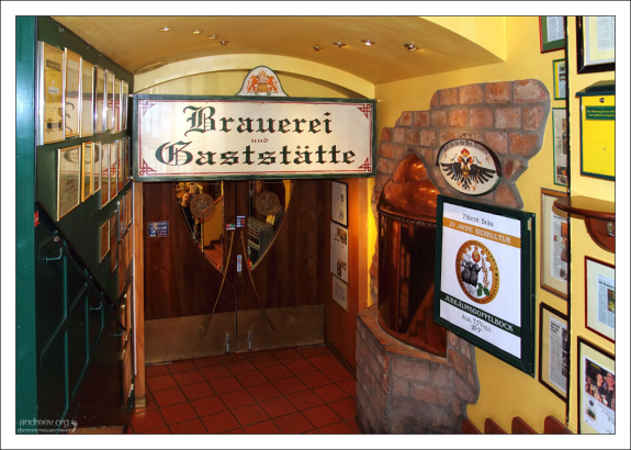 На входе в ресторан "7 Stern Bräu".