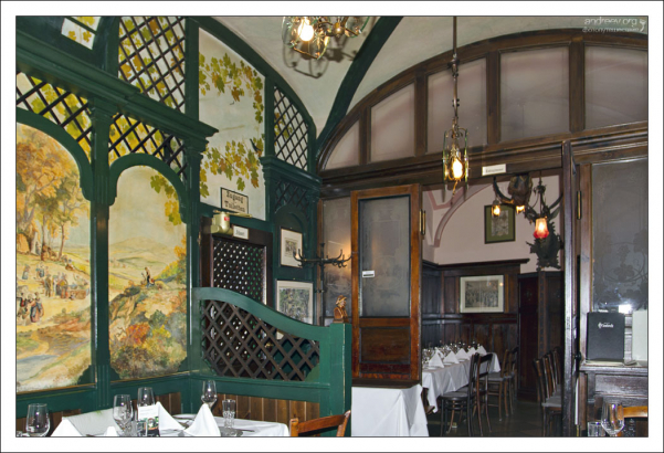 Интерьер ресторана "Ofenloch".