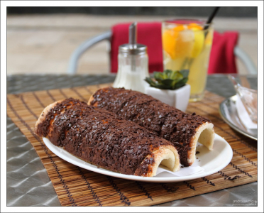 Венгерский кюртёшкалач с шоколадом.