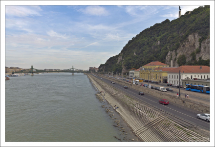 Набережная Дуная за мостом Свободы.