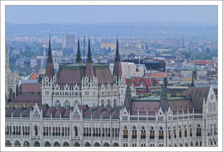 Воздушные башни Венгерского Парламента.