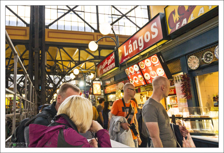 Верхняя галерея центрального рынка.