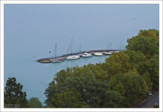 Небольшая гавань у северного побережья Балатона.