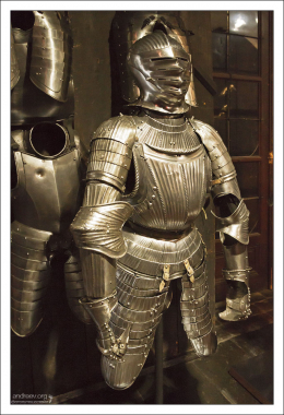 Доспехи легкой кавалерии - Trabharnisch, так называемые “Латы телохранителей”.