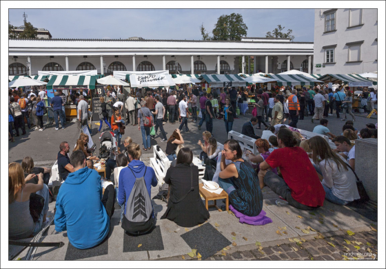 Фестиваль уличной еды.