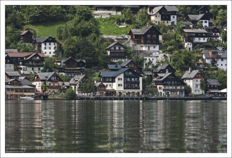 Домики Халльштатта со стороны воды.