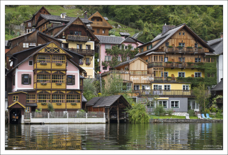 В Халльштатте постоянно живет всего 923 человека.