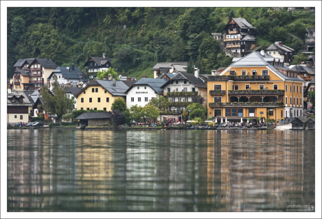 В стиле импрессионистов.