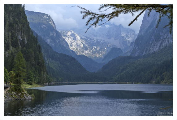 Озеро Госау и горный массив Дахштайн.