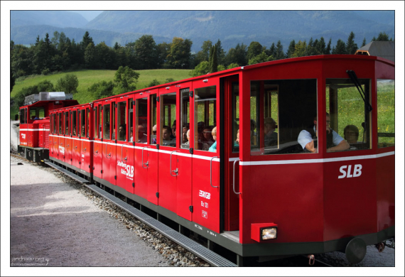 Встречный поезд Шафбергбан.