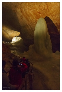 Пещеру Dachsteinhöhlen еще называют Dachstein Giant Ice Cave.