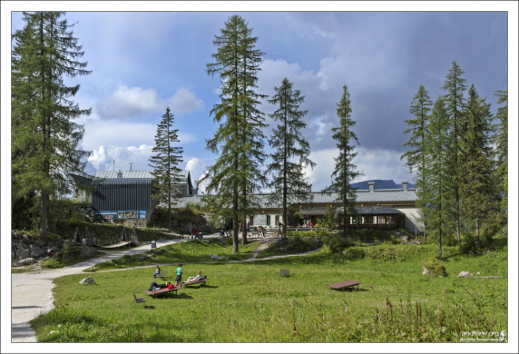 Промежуточная станция канатной дороги.