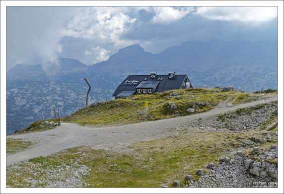 Вершина горы Krippenstein.