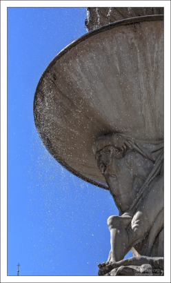 Фонтан Резиденцбруннен - один из старейших фонтанов Австрии (1661).