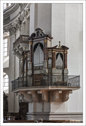 Один из пяти органов Зальцбургского собора.