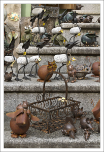 Ступени, ведущие в магазин "Decore".