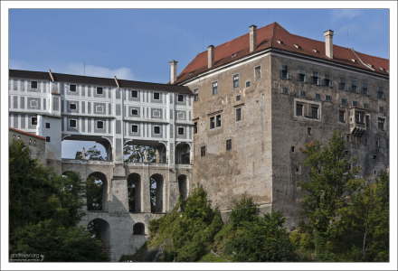 Плащевой мост в Крумловском замке.