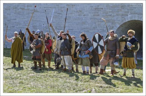 Воины после боя.