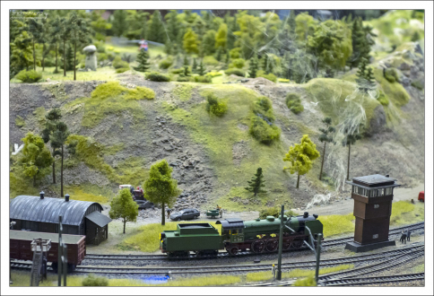 Паровоз с дымком.