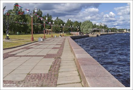 Онежская набережная - визитная карточка карельской столицы.