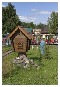 В парке аттракционов.