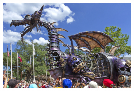 Дракон в стиле стимпанк, он же - "Малефисента".