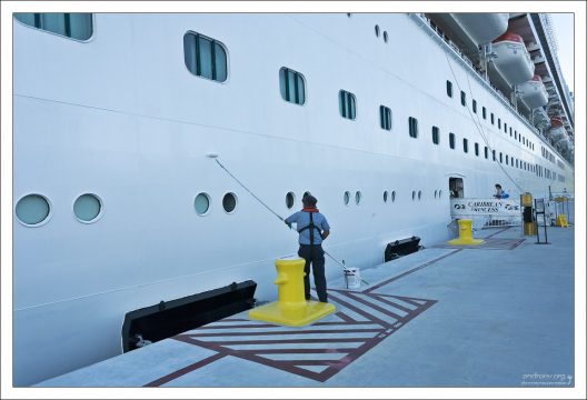 Судно всегда должно быть в порядке.