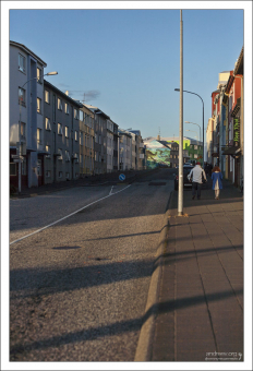 Типичная столичная улица.