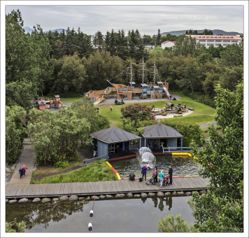 Парк семейного отдыха, открыт в 1990-м году.