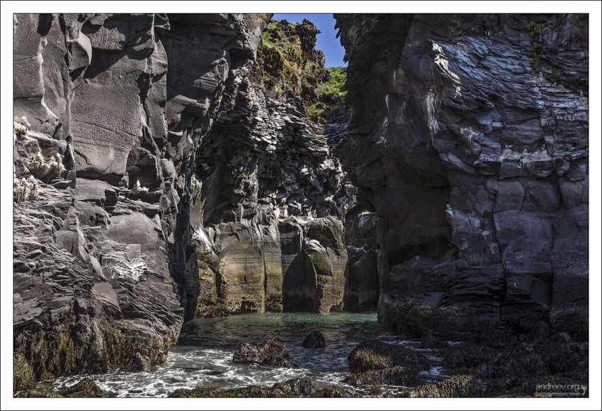 Начинается прилив.