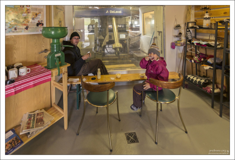 Дегустация местного мороженого.