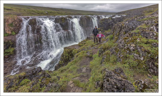 25-метровый водопад Kolufoss.