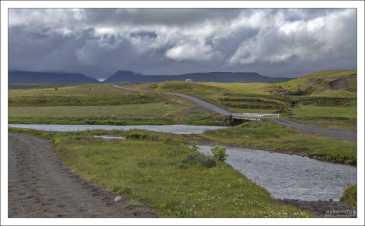 Округ Скага-фьорд, где поголовье лошадей превышает количество людей.