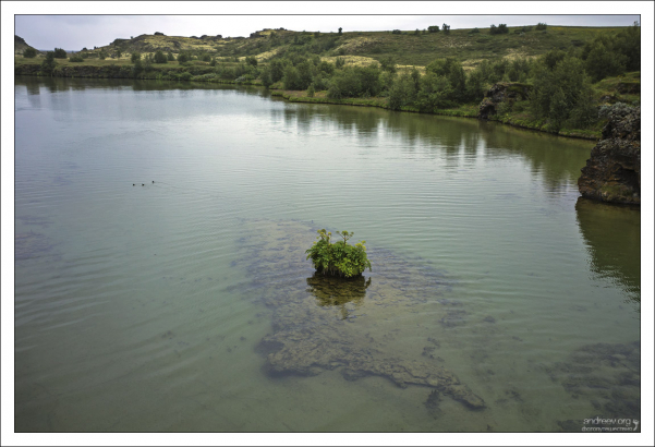 Берег полуострова Хефди.