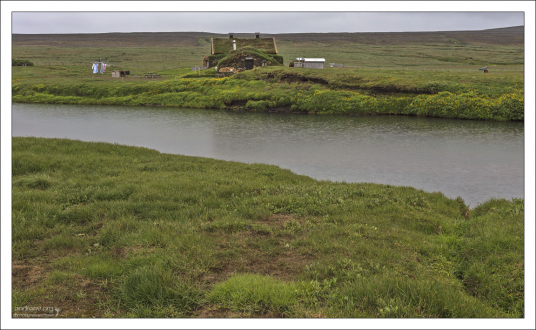 Землянка (turf house) Saenautasel.