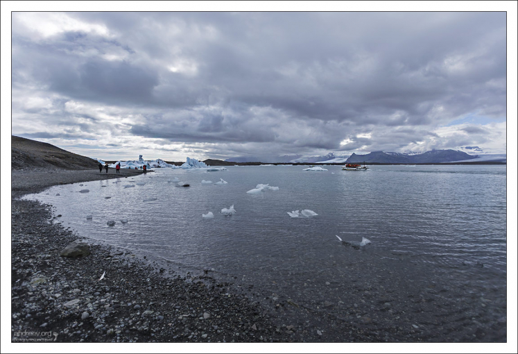 Лагуна стала образовываться здесь в 1934-35 годах.