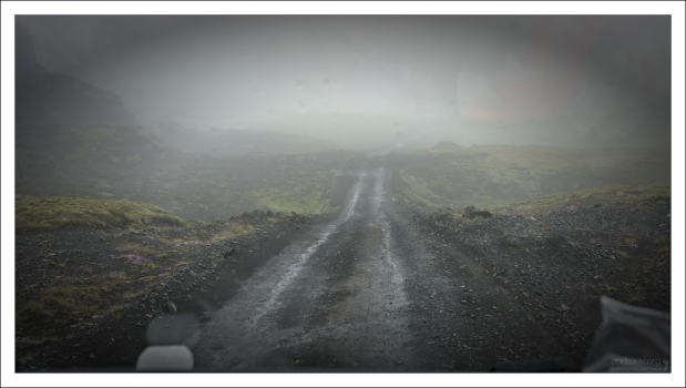 Прохождение дороги Kerlingardalsvegur в нелегких условиях.