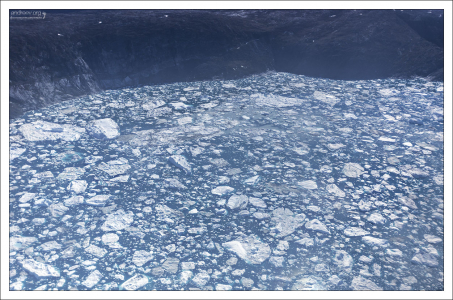 Ледник Якобсхавн производит около 10 % всех айсбергов Гренландии.