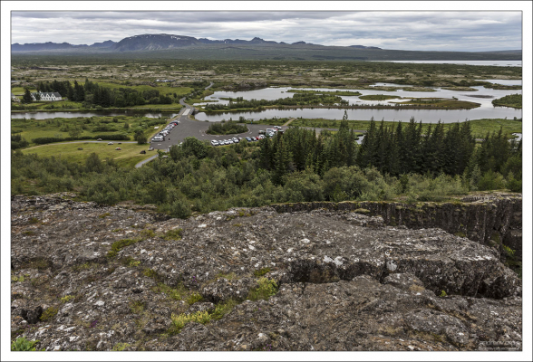 Начиная с 930 и до 1798 года, в долине Тингведлир собиралось исландское народное вече — альтинг.