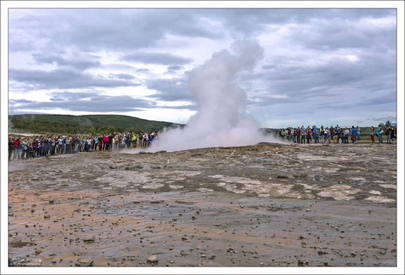 Гейзер Строккюр впервые появился после землетрясения 1789 года.