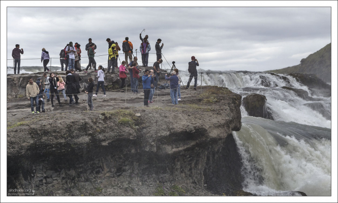 Обзорная площадка над Гюдльфоссом.