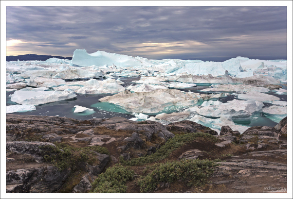 Результат работы ледника Якобсха́вн (гренл. Sermeq Kujalleq).