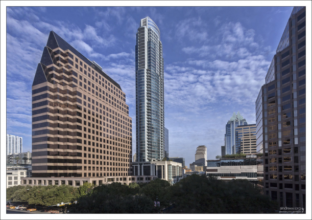 Жилой комплекс The Austonian в центре города, высотой 56 этажей.