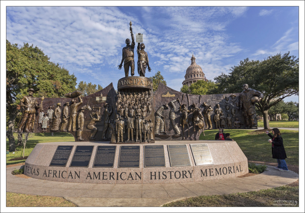 Мемориал истории афроамериканцев в Техасе - это памятник на открытом воздухе, посвященный влиянию афроамериканцев в Техасе, установленный на территории Капитолия штата Техас в Остине.