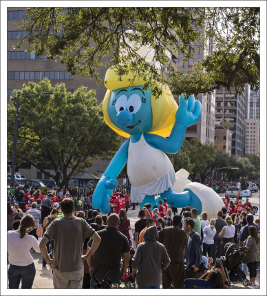 Смурфетта - героиня мультсериалов, фильмов и комиксов франшизы «Смурфы».