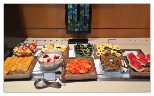 Индийский завтрак для туристов.