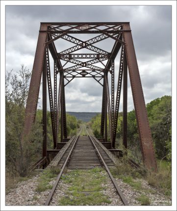 Ж/д мост 1903-го года постройки.